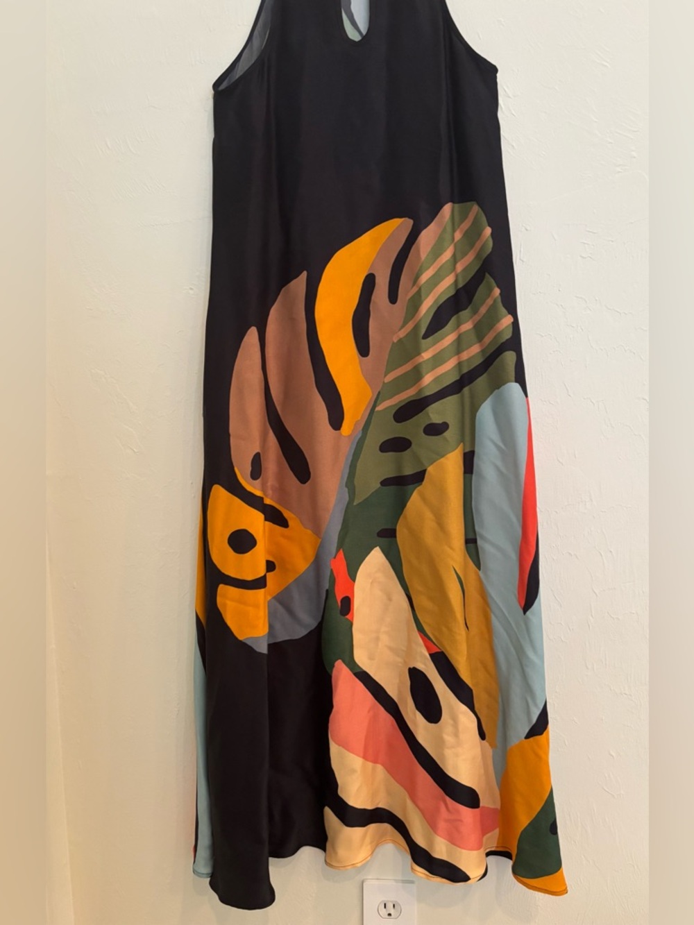 Farm Rio Halter Leaf Maxidress - Picture 11 of 15